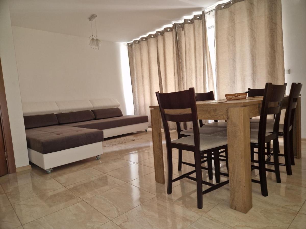 Sea Garden Marina 2 Apartment Varna Exterior photo