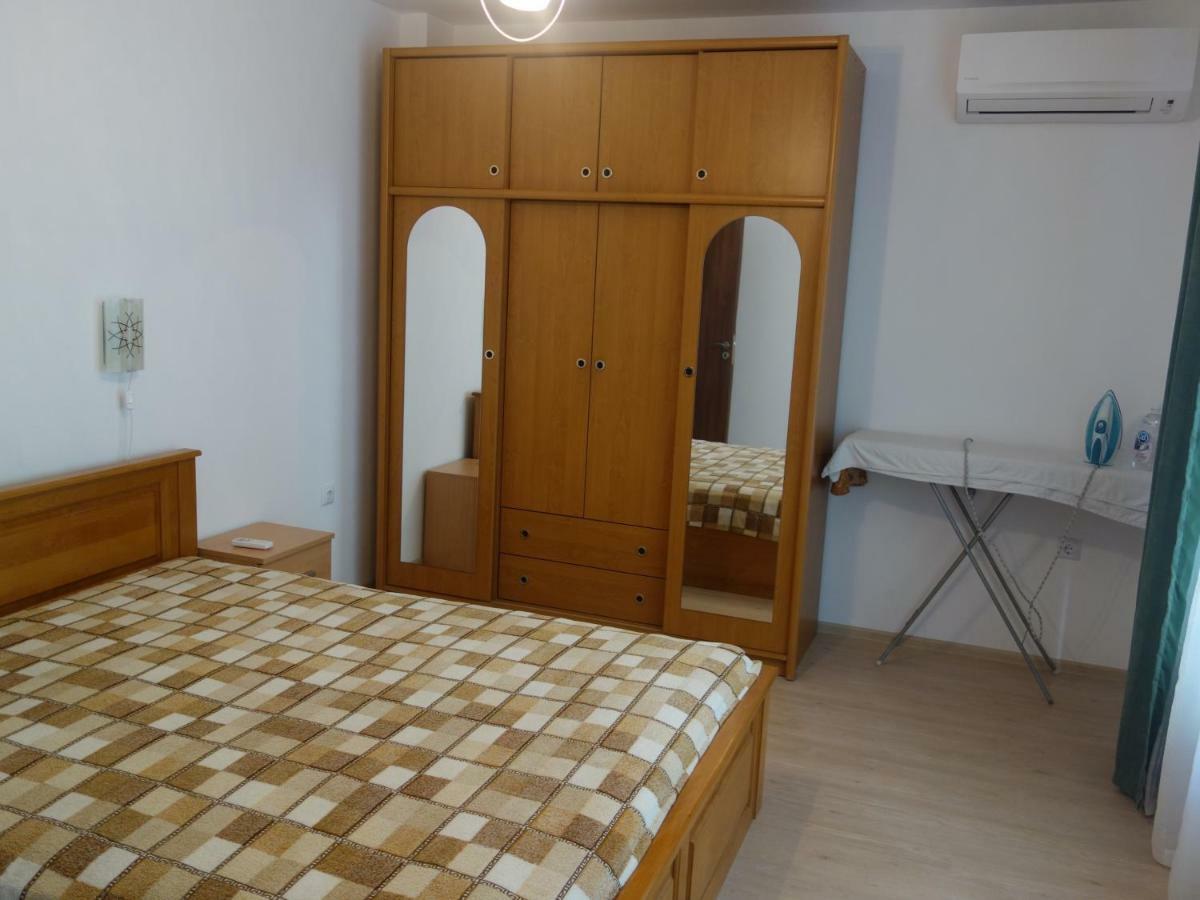 Sea Garden Marina 2 Apartment Varna Exterior photo